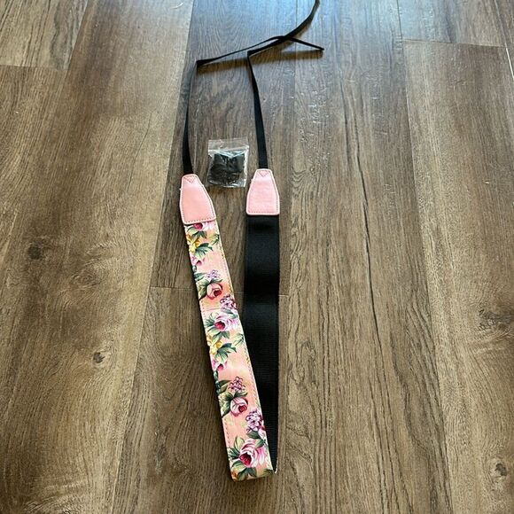 ❤️5/$25 +Bundle Sale | Bundle 5 items $7-$9 & Save! Otherwise priced as marked! - Picture 3 of 7